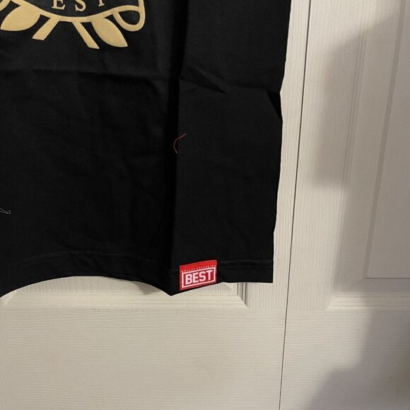 Breezy Excursion Mens NWOT Black Crown B Graphic Short Sleeve Shirt Small - Picture 5 of 6